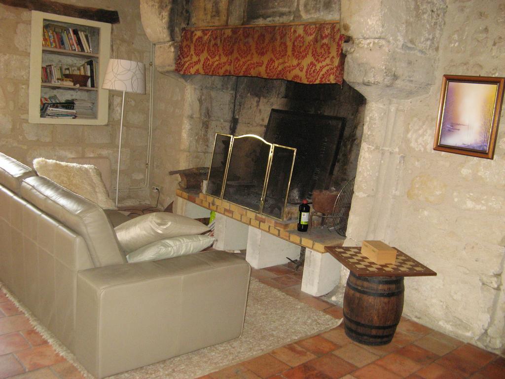 La Balastiere Beaumont-en-Veron Exterior photo